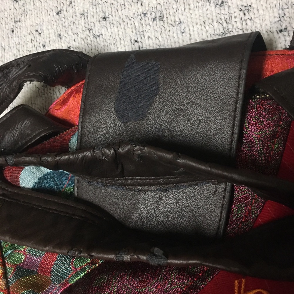 ✌🏽 Desigual - Multi-pocketed crossbody bag - Picture 9 of 13